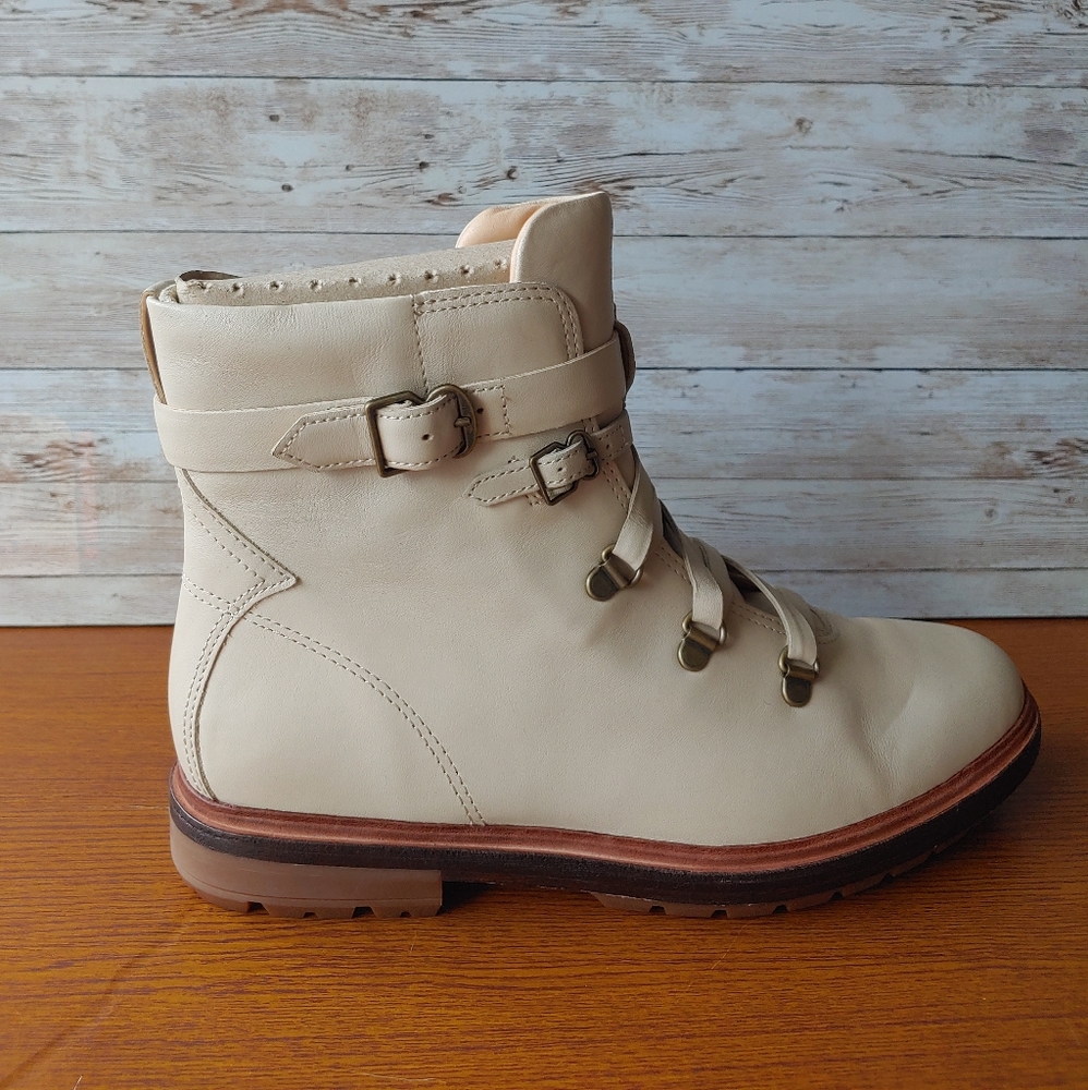 TIMBERLAND BOOT CO LACE ANKLE BOOT WHITE GRAIN